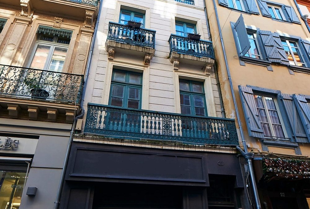 Immeuble d’habitation et commercial, quartier Saint-Etienne à Toulouse